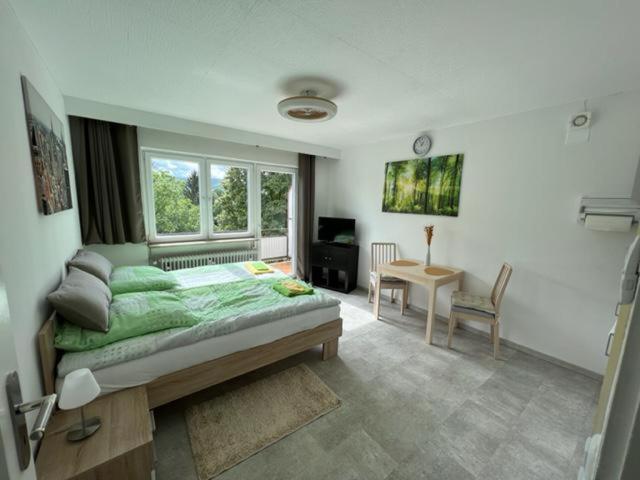 Ruhiges Und Klimatisiertes Apartment Штутгарт Екстер'єр фото