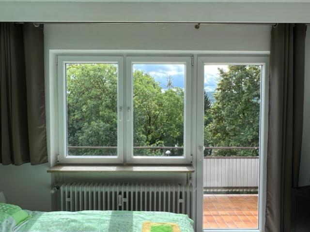 Ruhiges Und Klimatisiertes Apartment Штутгарт Екстер'єр фото