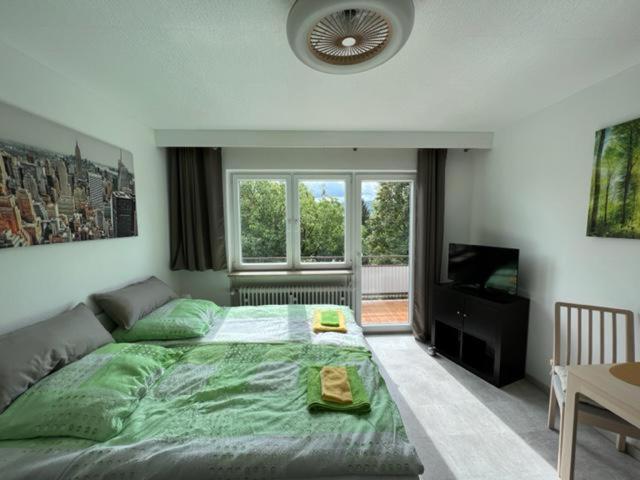 Ruhiges Und Klimatisiertes Apartment Штутгарт Екстер'єр фото